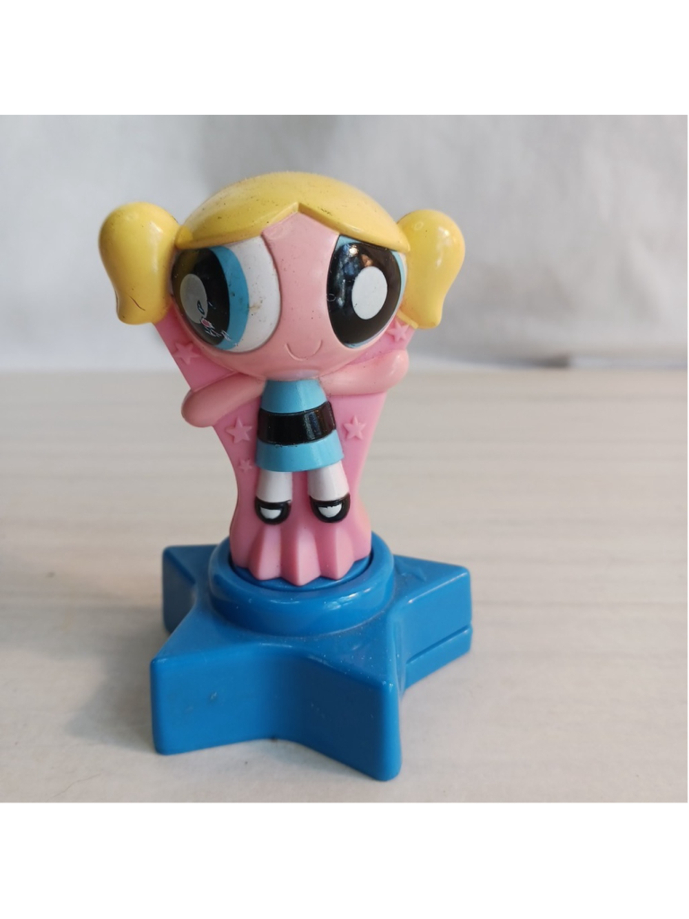 Burger King Kids Meal Power Puff Girls Bubbles Paper Punch Toy